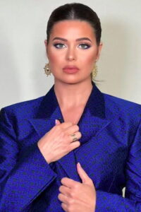 يسرا اللوزي