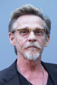 دينيس كريستوفر