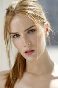 شارلوت كيرك