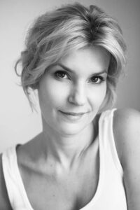 جوانا بوبين